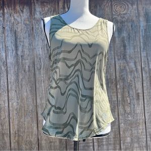 Mountain Hardwear Crater Lake Tank Top - Size Small